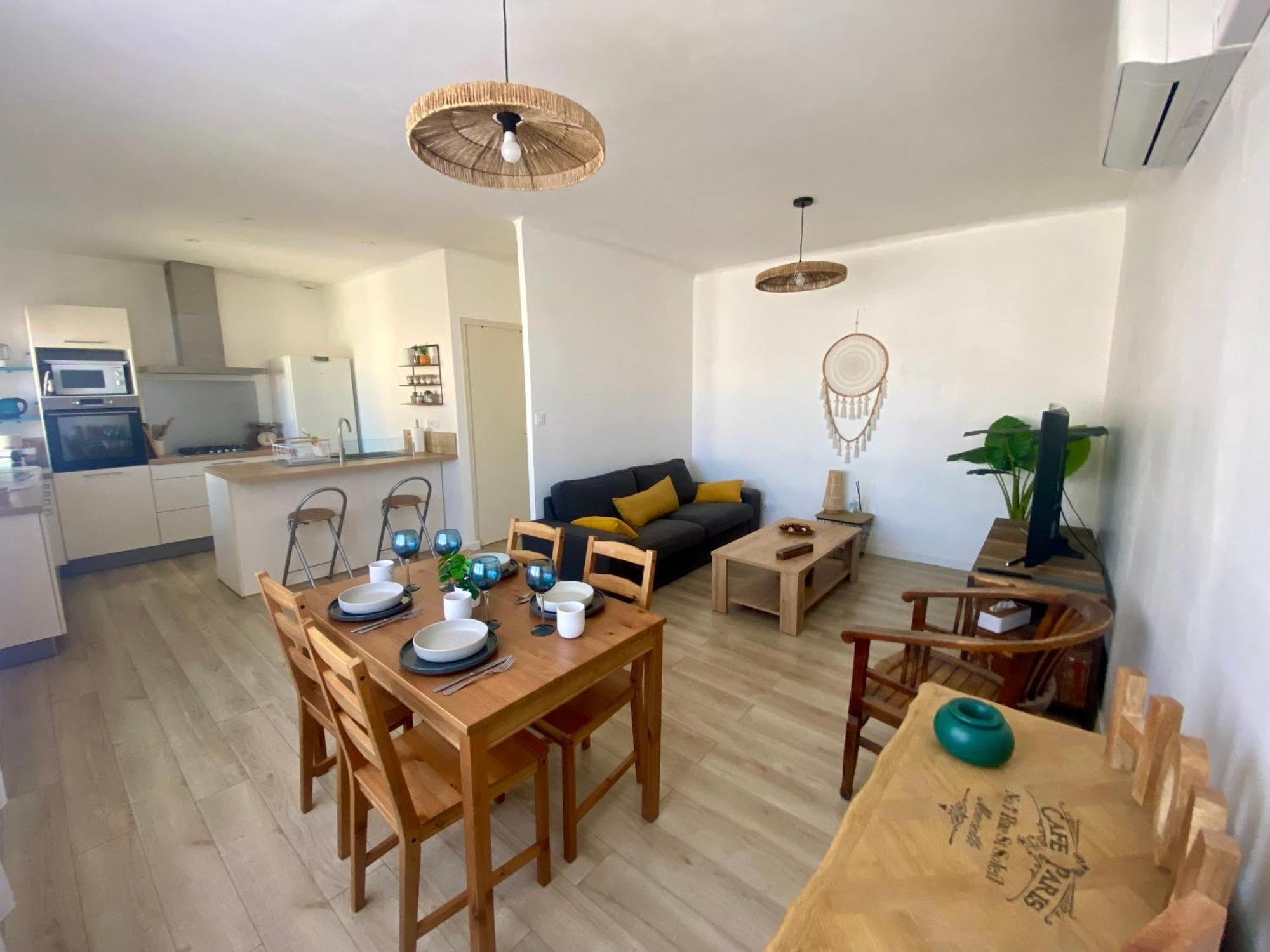 Au Bord De La Camargue Apartment Aubord Exterior foto